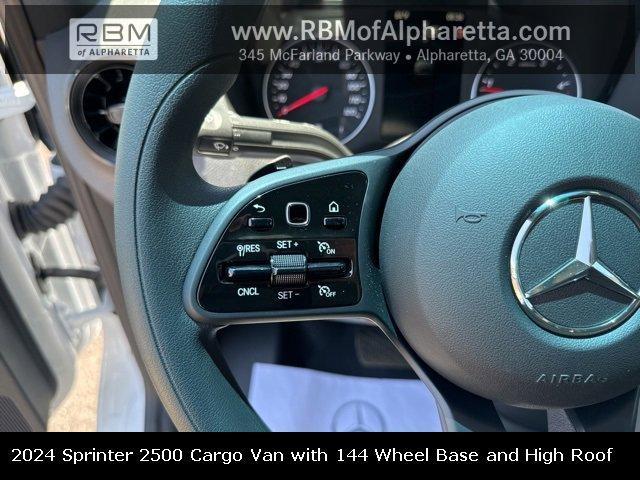 new 2024 Mercedes-Benz Sprinter 2500 car