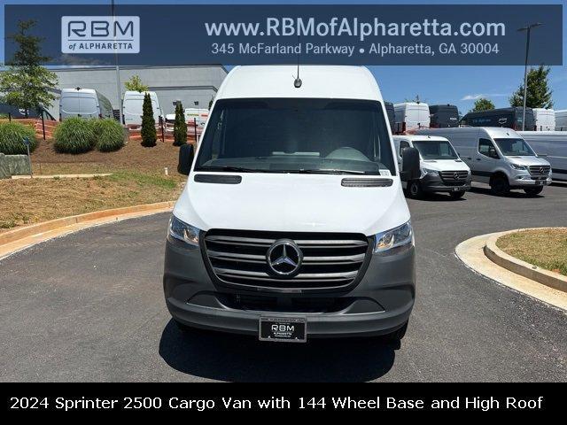 new 2024 Mercedes-Benz Sprinter 2500 car