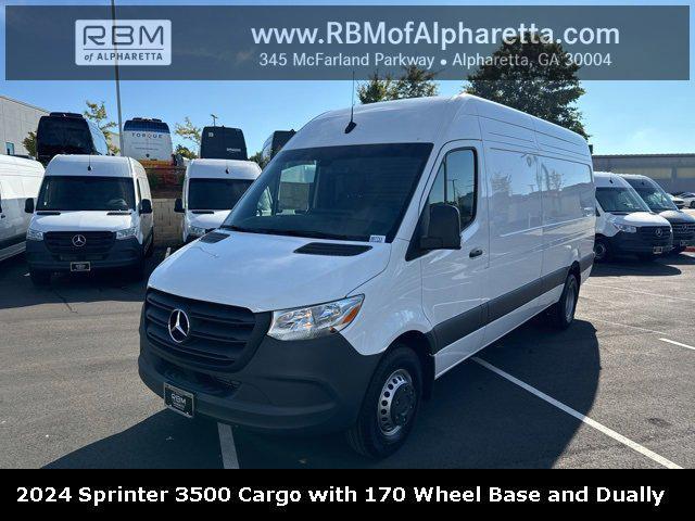 new 2024 Mercedes-Benz Sprinter 3500 car