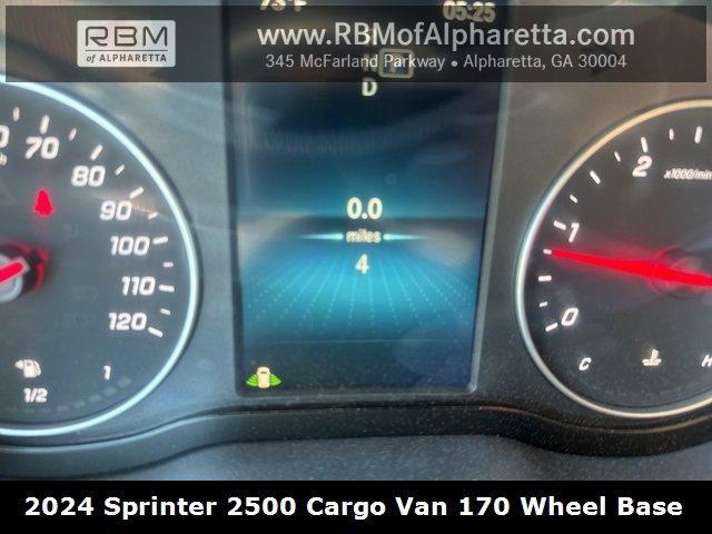 new 2024 Mercedes-Benz Sprinter 2500 car