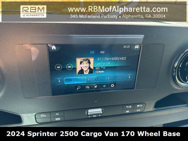 new 2024 Mercedes-Benz Sprinter 2500 car