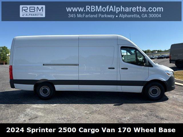 new 2024 Mercedes-Benz Sprinter 2500 car