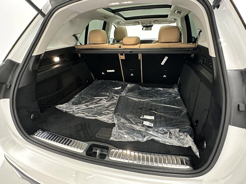 new 2026 Mercedes-Benz GLE 450 car, priced at $84,560
