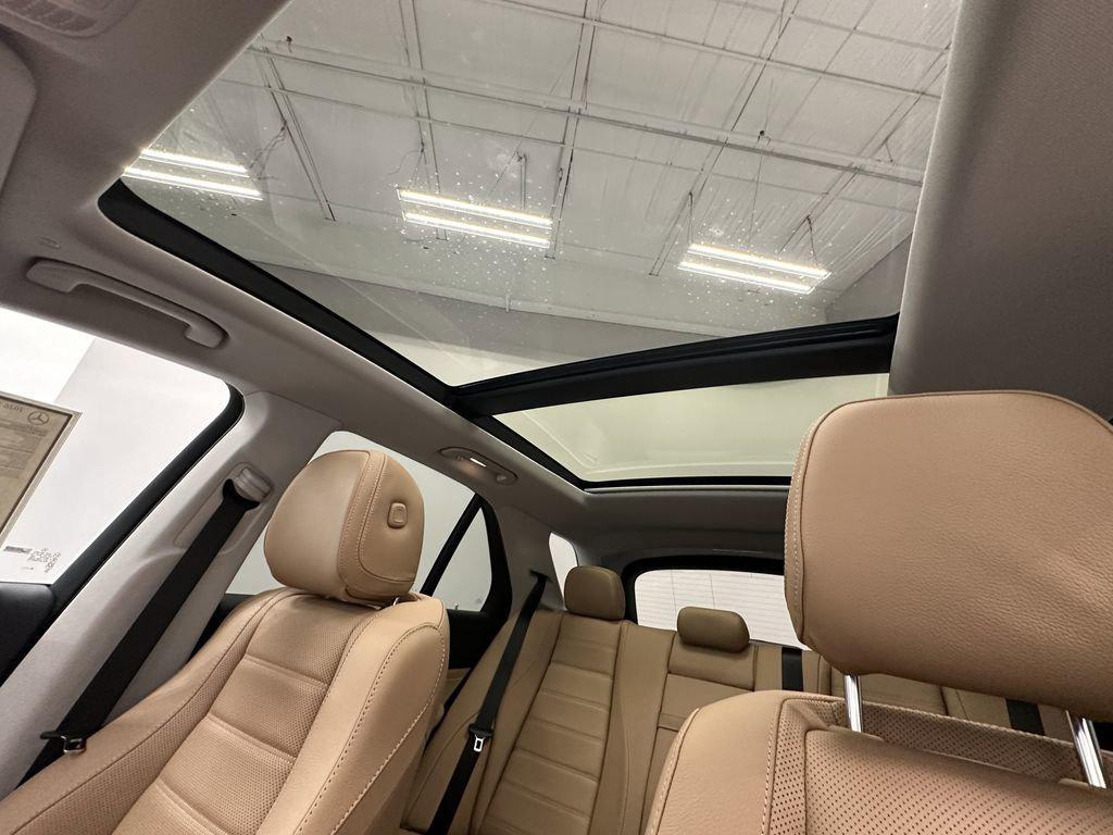 new 2026 Mercedes-Benz GLE 450 car, priced at $84,560