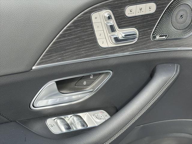 new 2025 Mercedes-Benz GLS 450 car, priced at $101,395