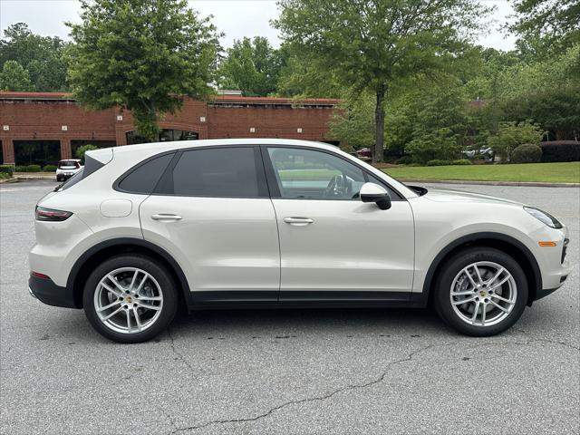 used 2022 Porsche Cayenne car