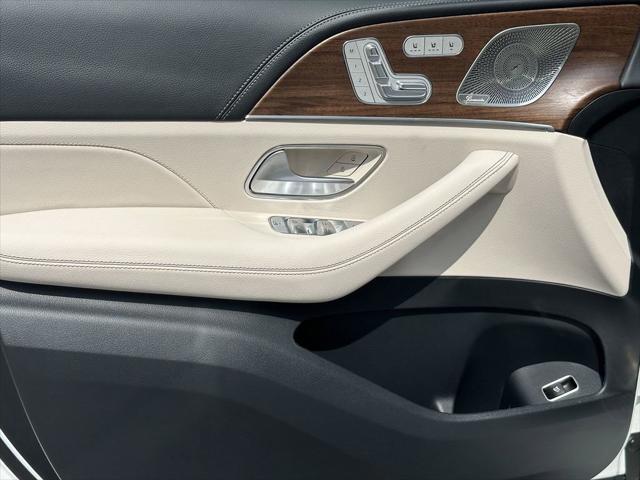new 2025 Mercedes-Benz GLE 450 car, priced at $81,130