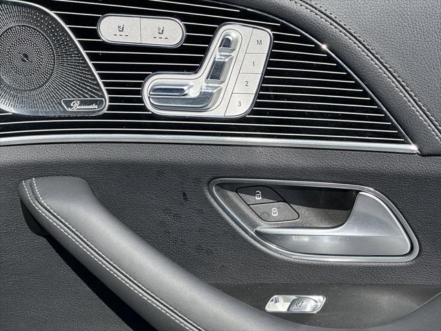 new 2025 Mercedes-Benz GLS 450 car, priced at $107,785
