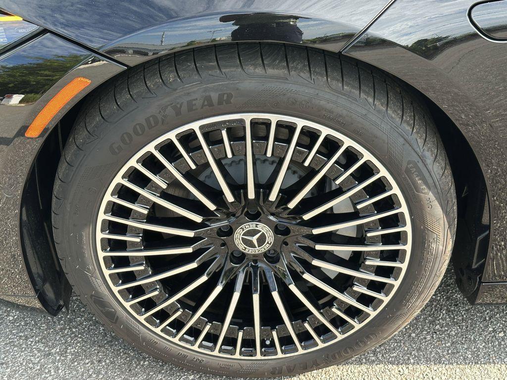 used 2024 Mercedes-Benz EQS 450 car, priced at $75,927