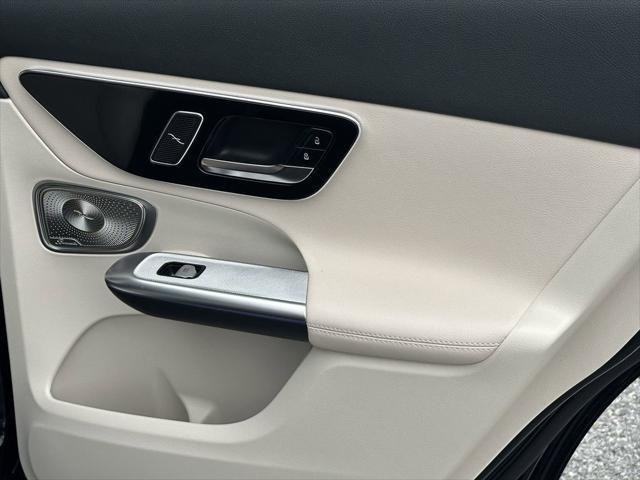 new 2025 Mercedes-Benz GLC 350e car, priced at $67,125