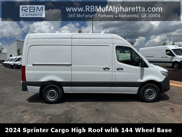 new 2024 Mercedes-Benz Sprinter 2500 car