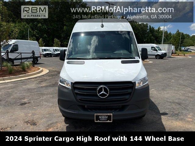 new 2024 Mercedes-Benz Sprinter 2500 car