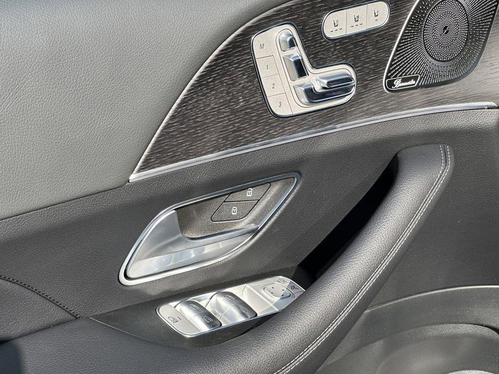 new 2025 Mercedes-Benz GLE 350 car, priced at $74,995