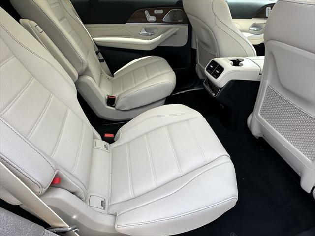 new 2025 Mercedes-Benz GLS 450 car, priced at $96,395