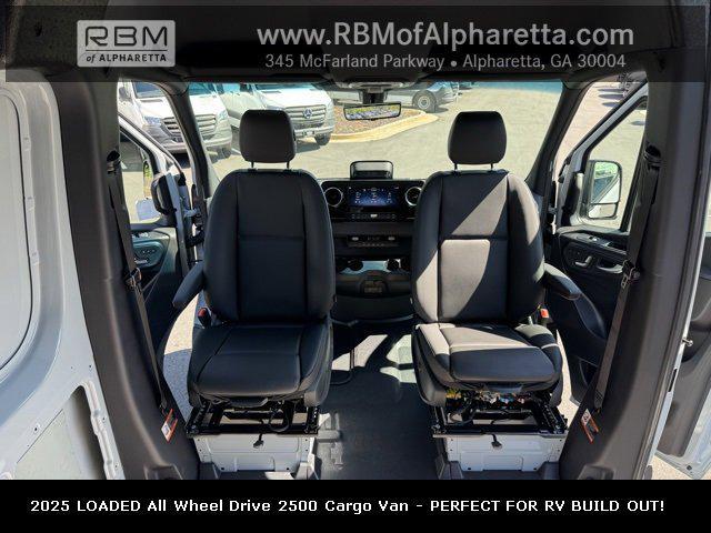 new 2025 Mercedes-Benz Sprinter 2500 car