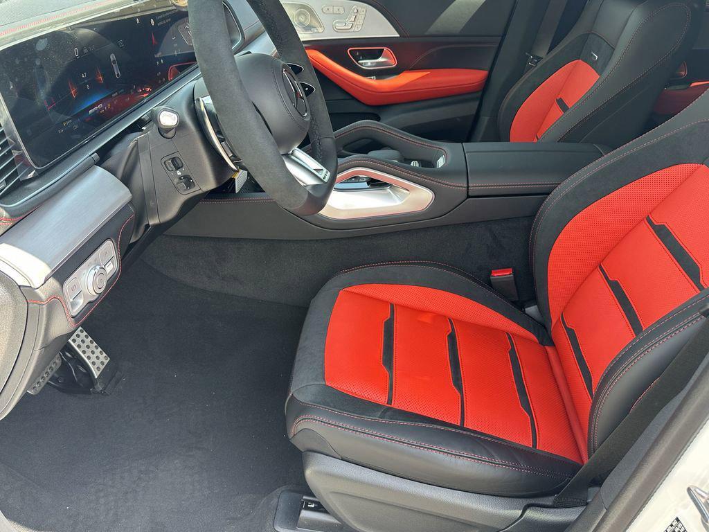 new 2025 Mercedes-Benz AMG GLE 53 car, priced at $102,005