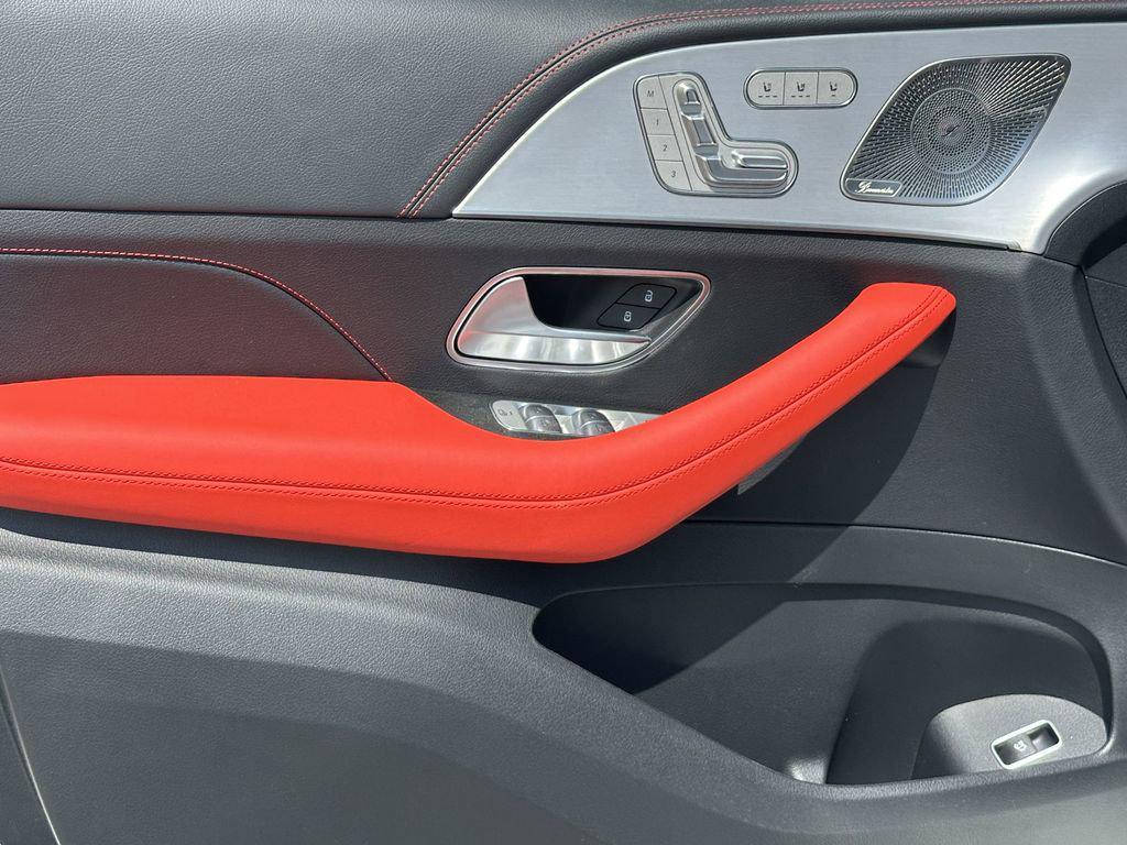 new 2025 Mercedes-Benz AMG GLE 53 car, priced at $102,005