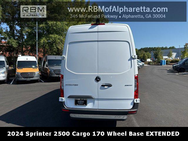 new 2024 Mercedes-Benz Sprinter 2500 car