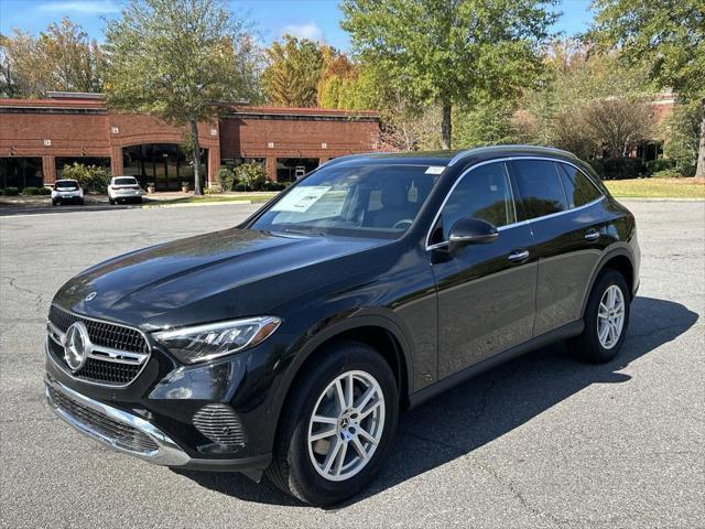 new 2025 Mercedes-Benz GLC 300 car, priced at $54,250