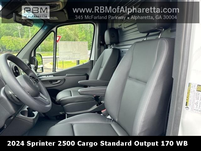 new 2024 Mercedes-Benz Sprinter 2500 car, priced at $67,812