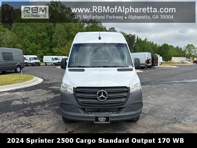 new 2024 Mercedes-Benz Sprinter 2500 car