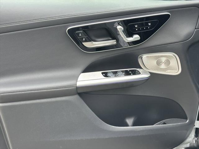 new 2025 Mercedes-Benz GLC 350e car, priced at $74,445