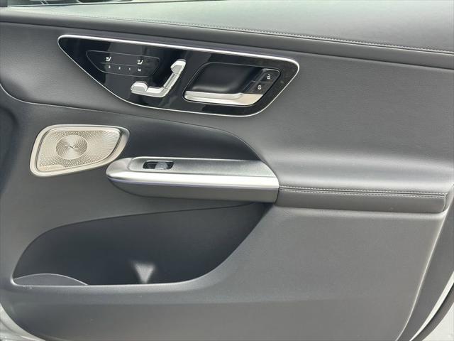 new 2025 Mercedes-Benz GLC 350e car, priced at $74,445