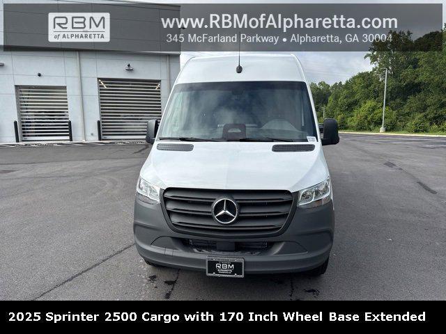 new 2025 Mercedes-Benz Sprinter 2500 car
