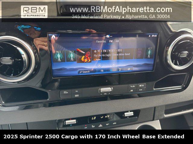 new 2025 Mercedes-Benz Sprinter 2500 car