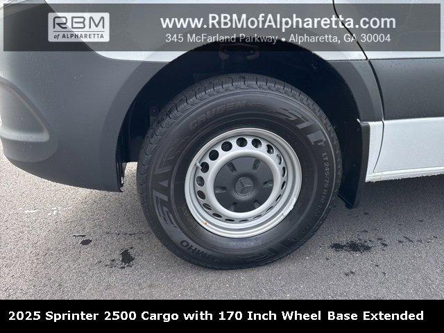 new 2025 Mercedes-Benz Sprinter 2500 car