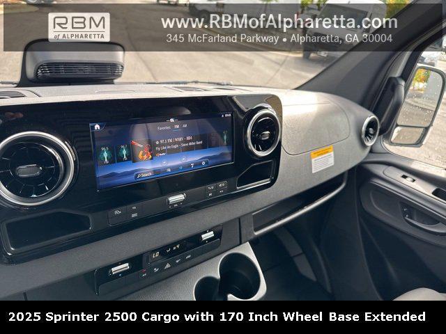 new 2025 Mercedes-Benz Sprinter 2500 car