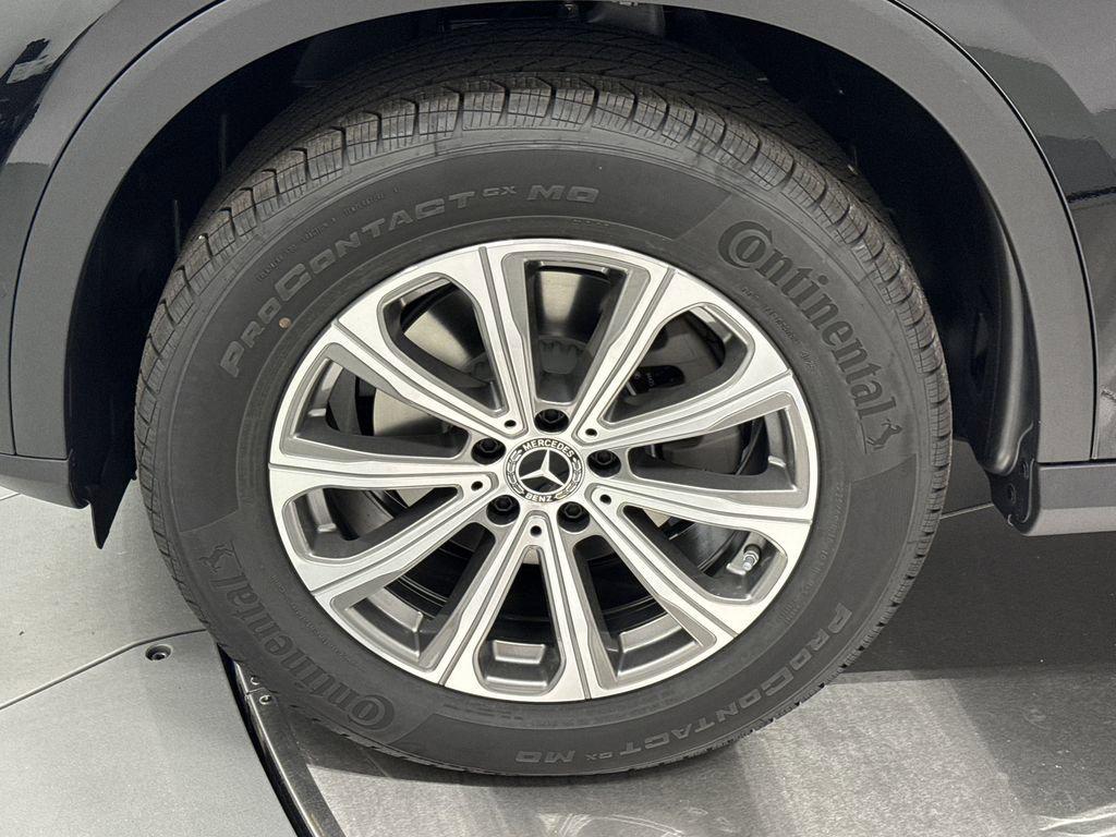 new 2026 Mercedes-Benz GLC 300 car, priced at $53,235