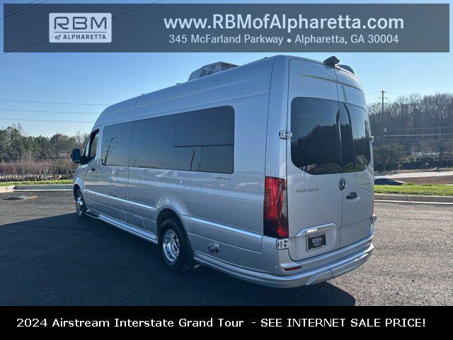 new 2022 Mercedes-Benz Sprinter 3500XD car, priced at $269,860