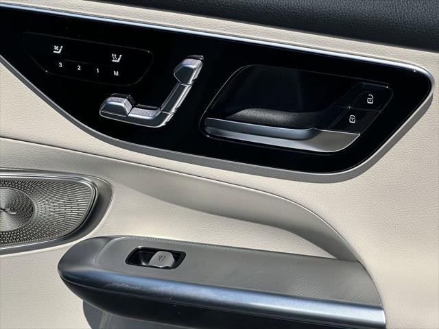 new 2025 Mercedes-Benz GLC 350e car, priced at $67,765