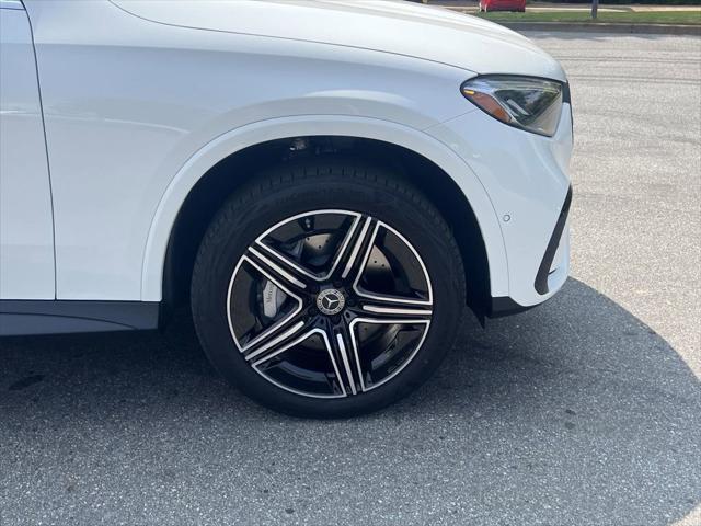 new 2025 Mercedes-Benz GLC 350e car, priced at $69,800