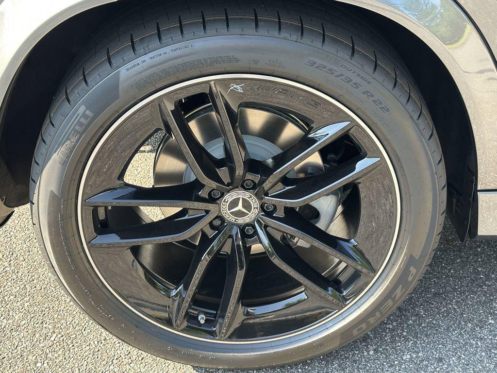 new 2025 Mercedes-Benz GLE 450 car, priced at $89,895