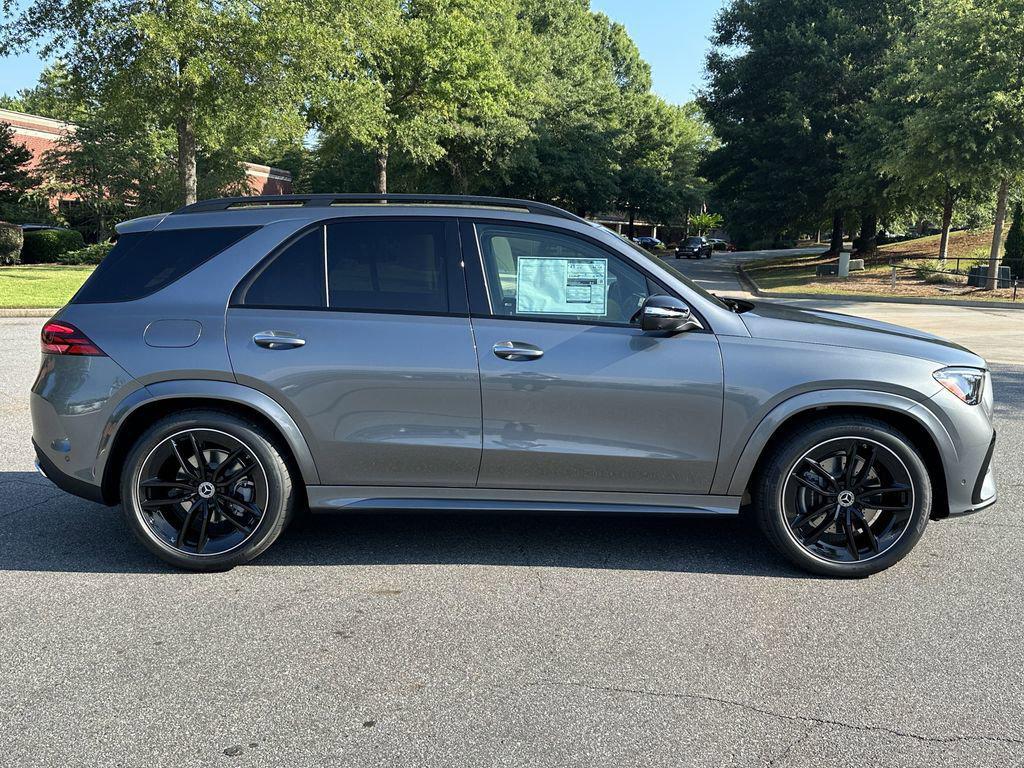 new 2025 Mercedes-Benz GLE 450 car, priced at $89,895