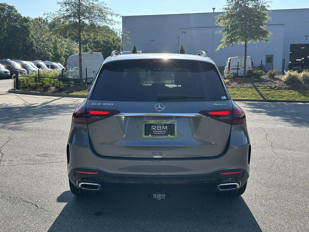 new 2025 Mercedes-Benz GLE 450 car, priced at $89,895