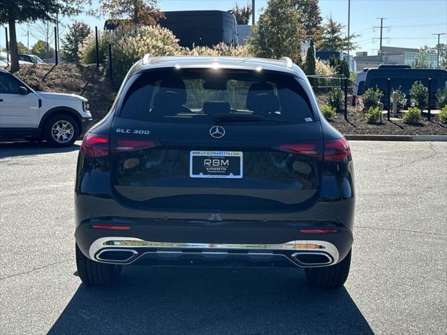 new 2025 Mercedes-Benz GLC 300 car, priced at $52,250