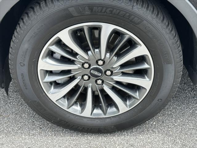 used 2021 Lincoln Nautilus car, priced at $23,998