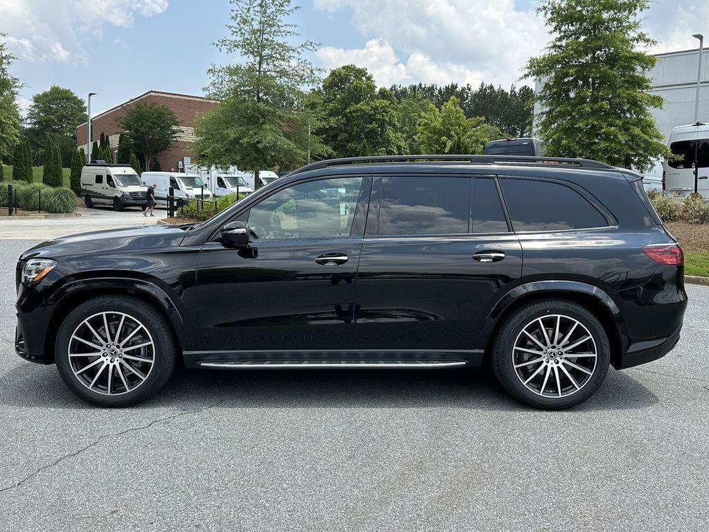 new 2025 Mercedes-Benz GLS 580 car, priced at $123,225
