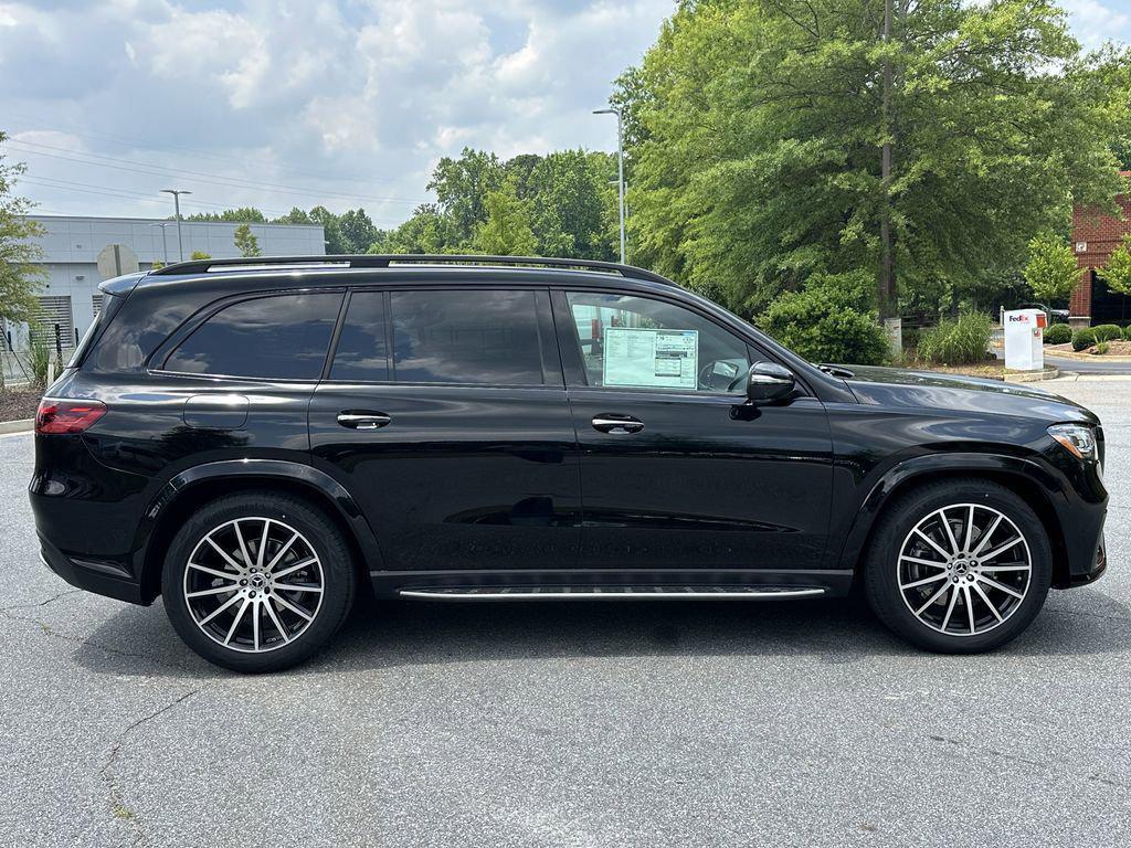 new 2025 Mercedes-Benz GLS 580 car, priced at $123,225