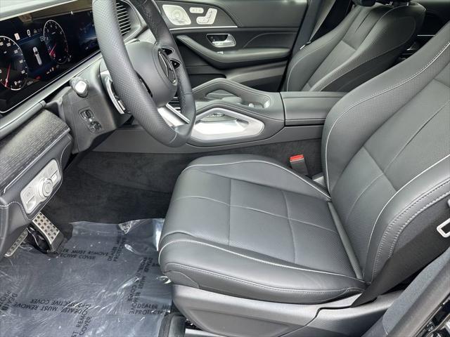 new 2025 Mercedes-Benz GLS 580 car, priced at $123,225