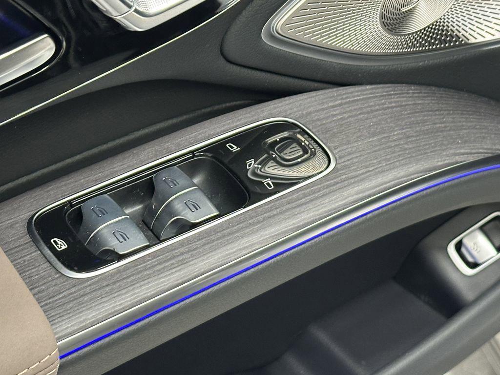 new 2026 Mercedes-Benz EQS 450 car, priced at $109,305
