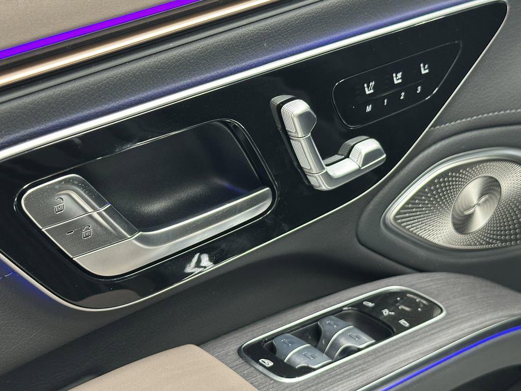 new 2026 Mercedes-Benz EQS 450 car, priced at $109,305