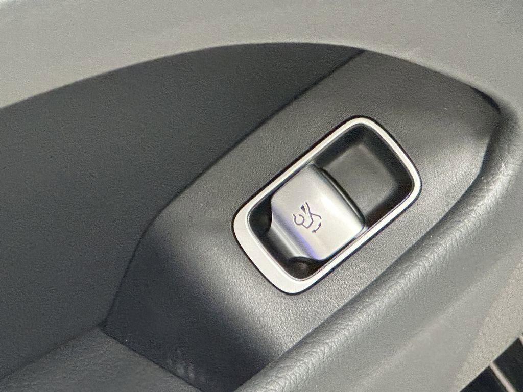 new 2026 Mercedes-Benz EQS 450 car, priced at $109,305