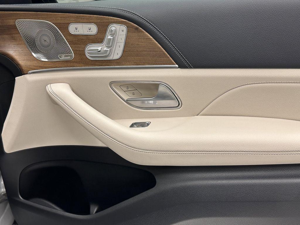 used 2024 Mercedes-Benz GLE 350 car, priced at $70,727