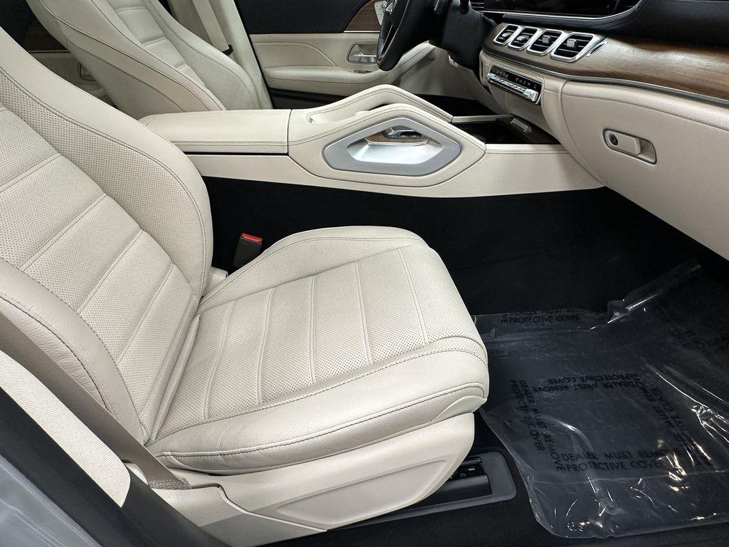 used 2024 Mercedes-Benz GLE 350 car, priced at $70,727