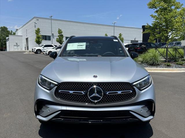 new 2025 Mercedes-Benz GLC 300 car, priced at $63,715