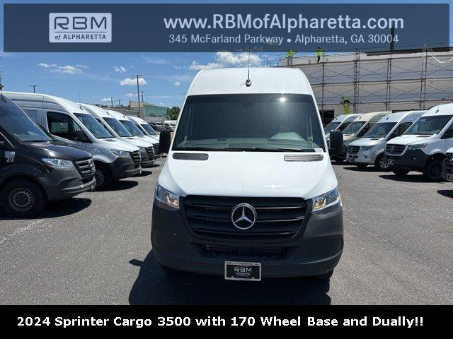 new 2024 Mercedes-Benz Sprinter 3500 car